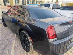 کرایسلەر 300